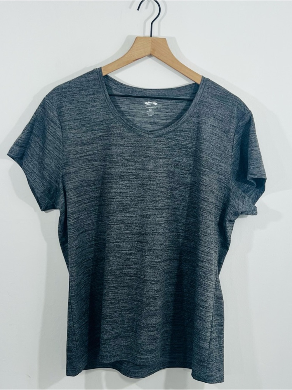 Cascade Sport Short Sleeve Pullover V Neck Casual Heathered Gray Tee Workout XXL